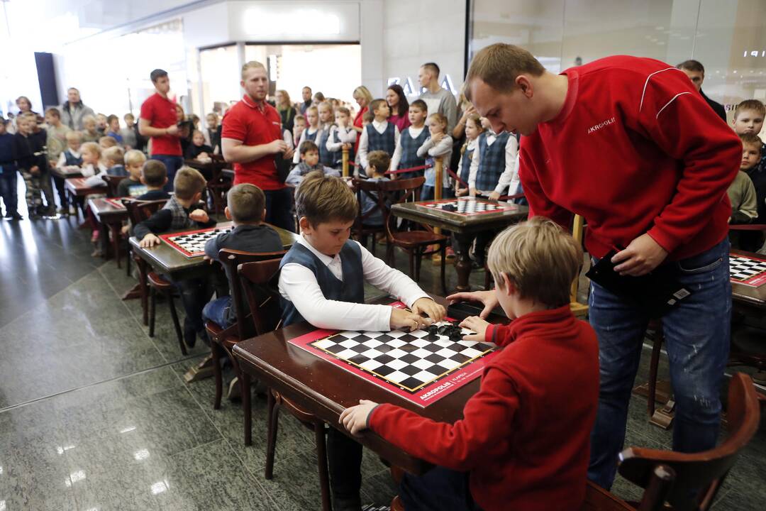 Šaškių turnyras mero taurei laimėti