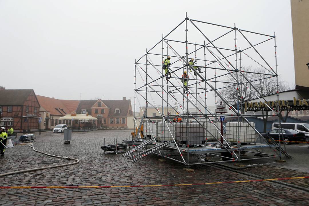 Paruošiamieji darbai Šviesų festivaliui
