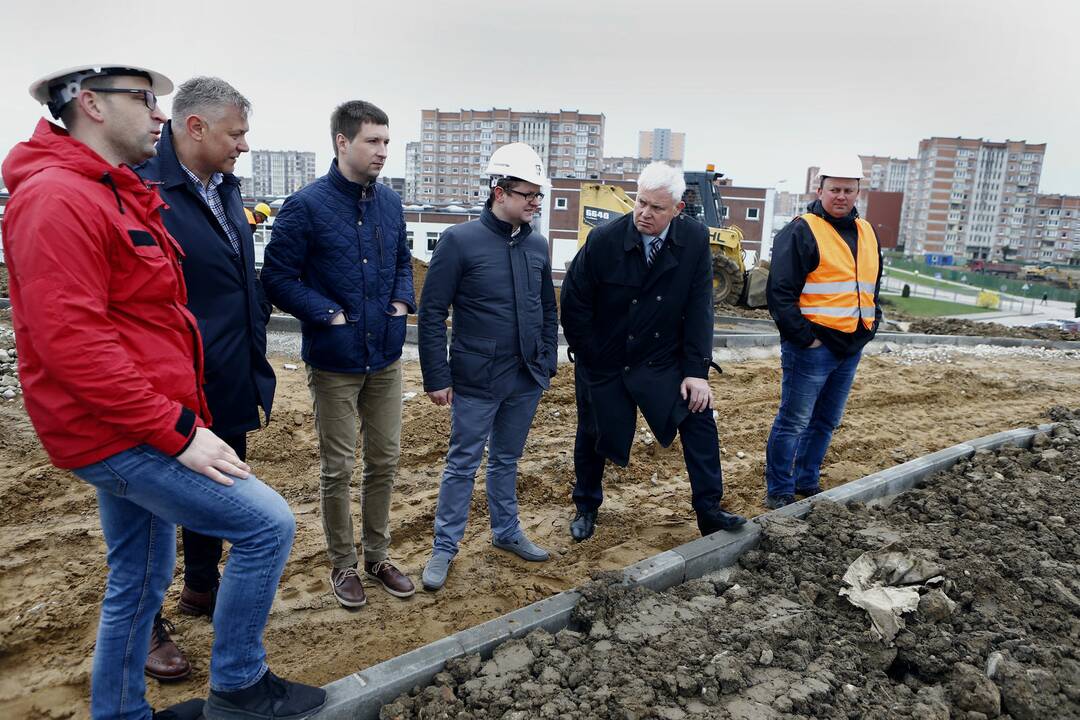 Valdininkai apžiūrėjo Sąjūdžio parką