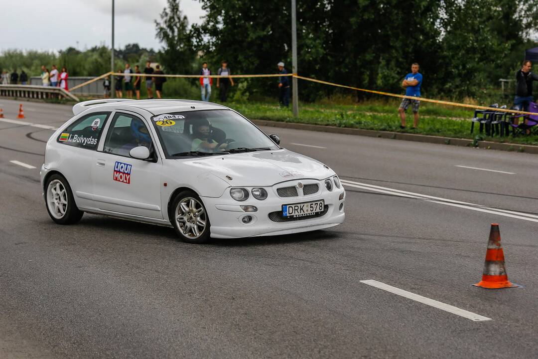 Automobilių slalomo varžybos Klaipėdoje