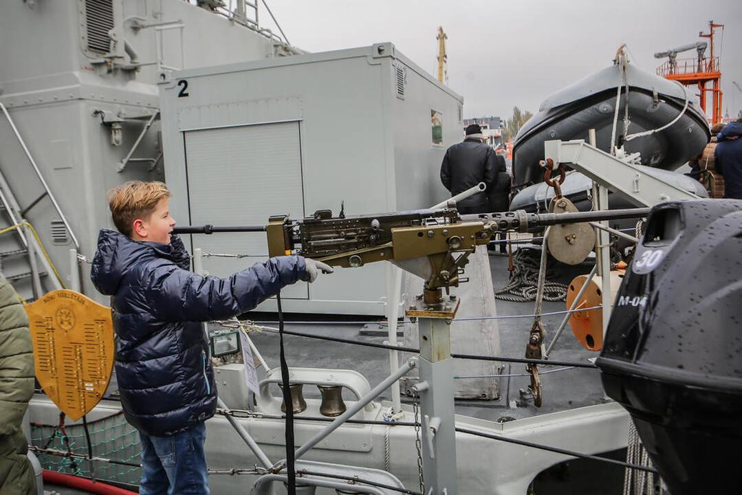 Klaipėdiečius sudomino NATO laivai