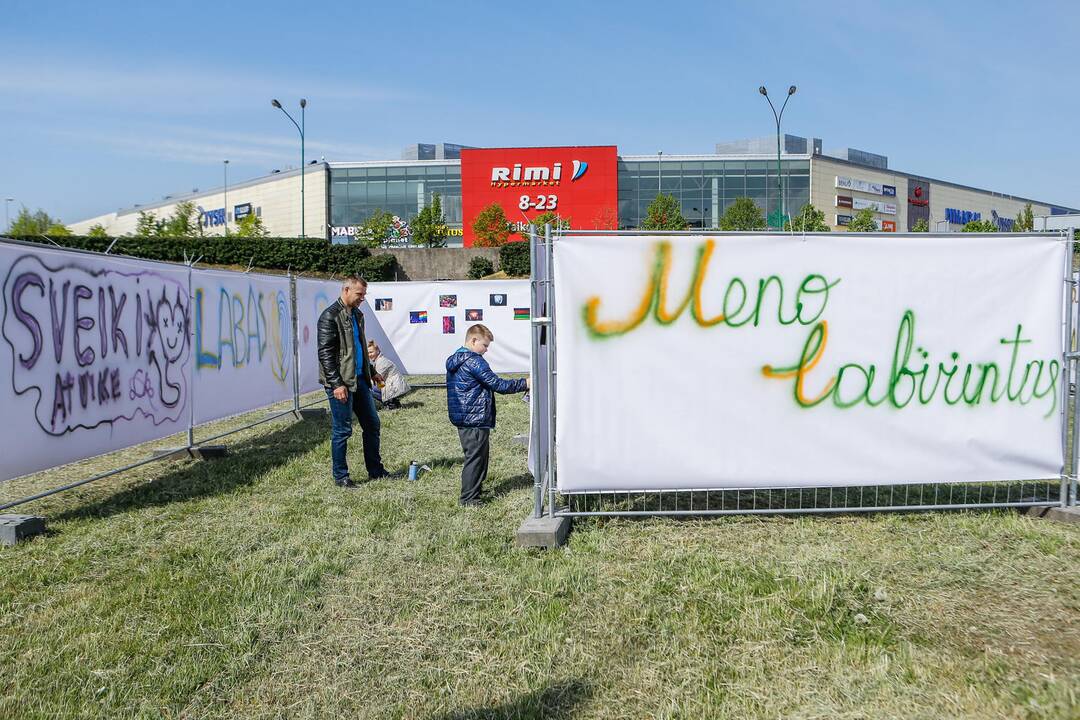 Menų labirintas