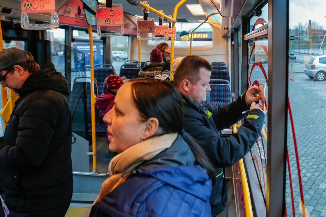 „Muzė veža“ kūrybinės dirbtuvės autobusuose