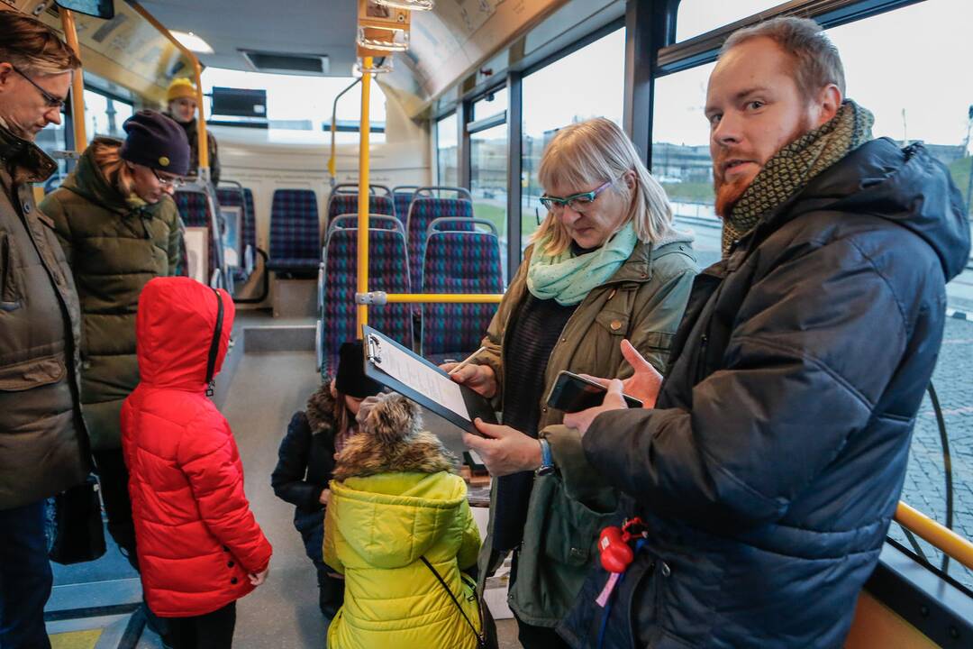 „Muzė veža“ kūrybinės dirbtuvės autobusuose