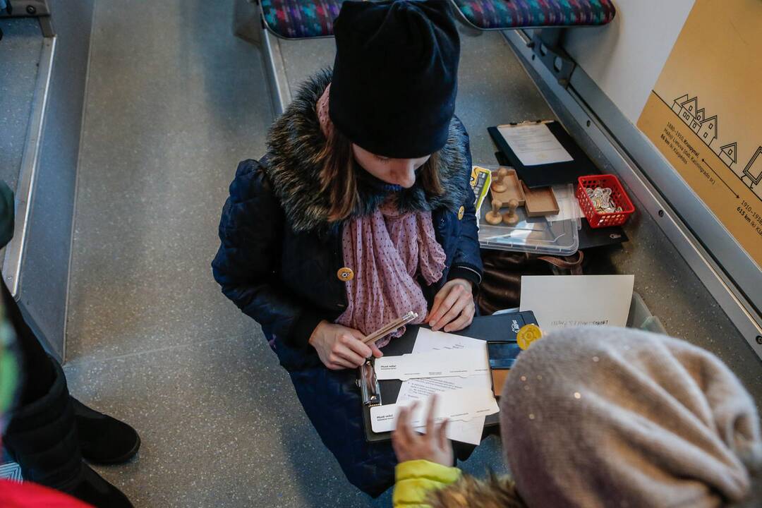 „Muzė veža“ kūrybinės dirbtuvės autobusuose