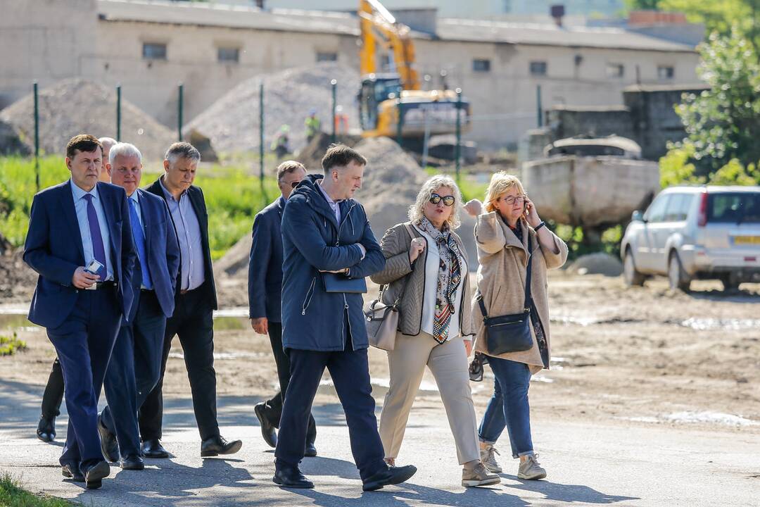 V. Grubliauskas terminale vykstančioms statyboms pažėrė kritikos