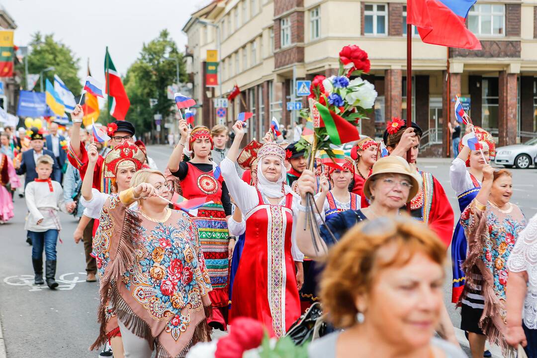 Klaipėda iškilmingai švenčia Valstybės dieną