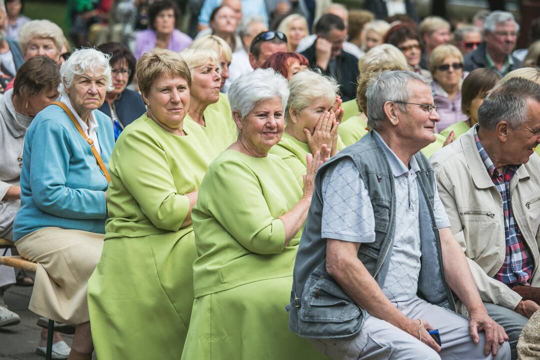 Klaipėda iškilmingai švenčia Valstybės dieną