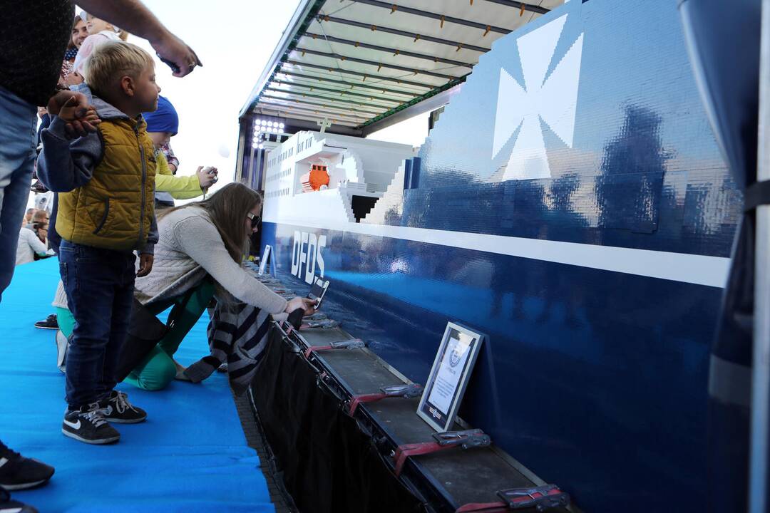 DFDS pristatė iš lego pastatytą keltą