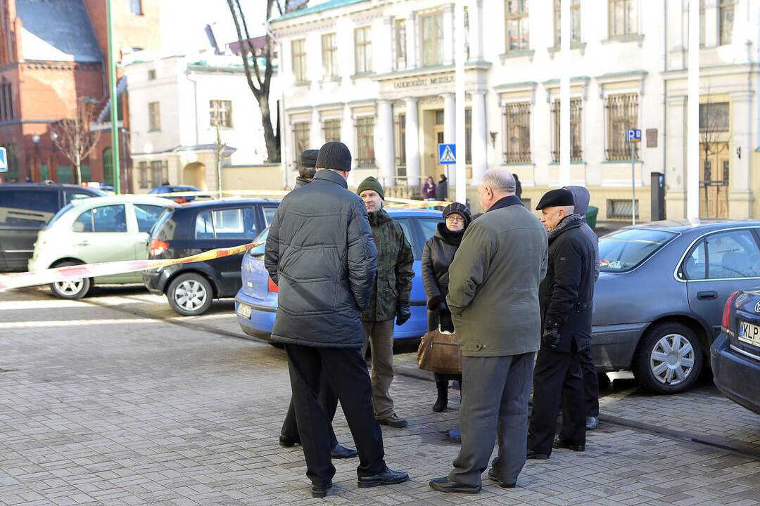 Pagrasinta susprogdinti Klaipėdos savivaldybę