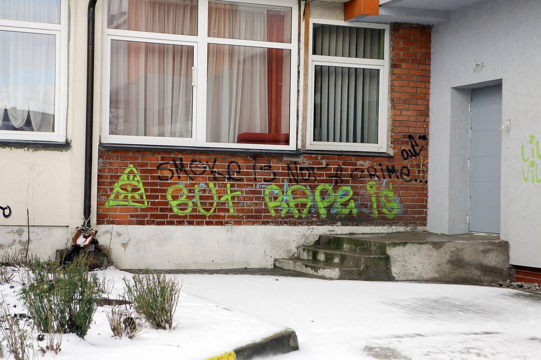 Graffiti Kretingos gatvėje