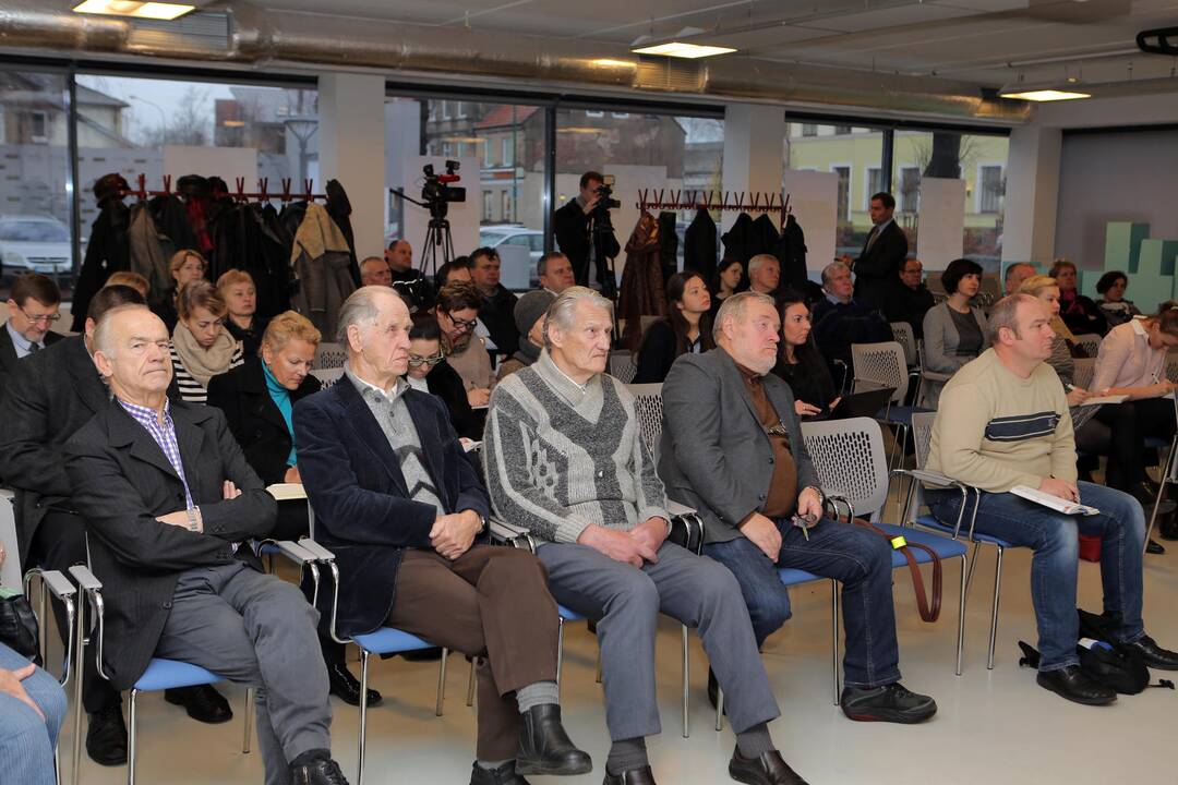 Bastiono tilto pristatymas