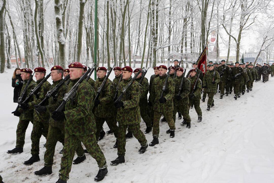 Žuvusiųjų pagerbimo ceremoniją prie paminklo 1923 m. sukilimo dalyviams