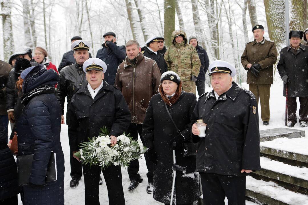 Žuvusiųjų pagerbimo ceremoniją prie paminklo 1923 m. sukilimo dalyviams