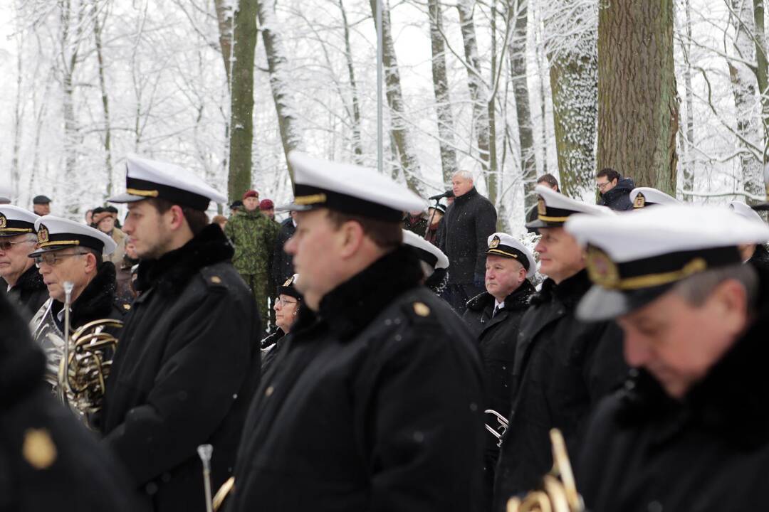 Žuvusiųjų pagerbimo ceremoniją prie paminklo 1923 m. sukilimo dalyviams