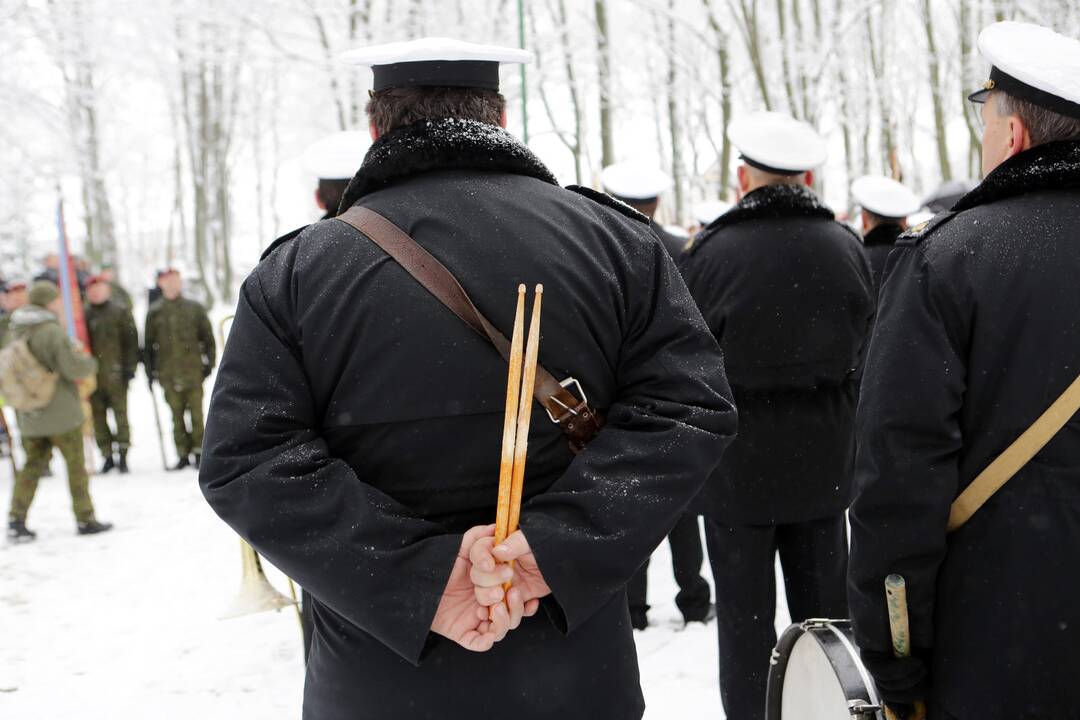 Žuvusiųjų pagerbimo ceremoniją prie paminklo 1923 m. sukilimo dalyviams