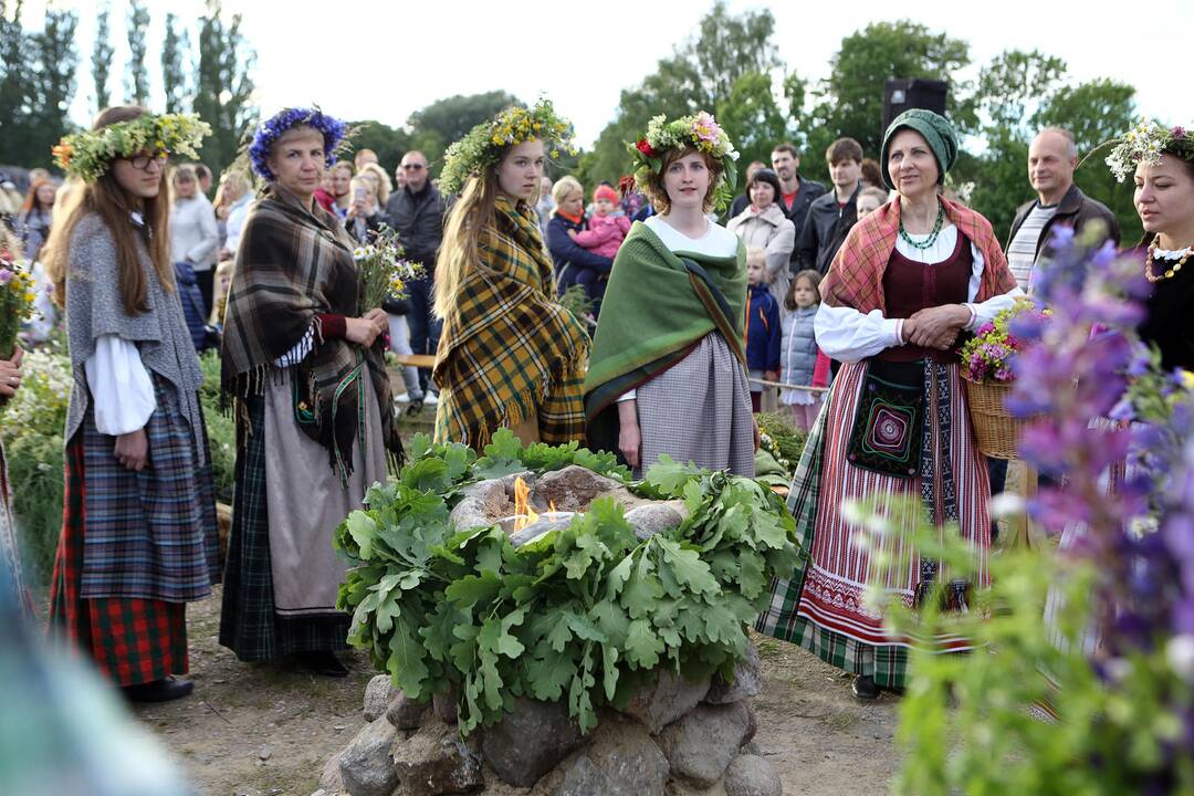 Klaipėdoje – Joninių linksmybės ir burtai