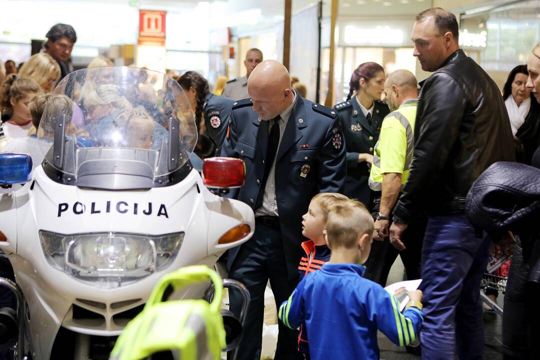 Policininkai nudžiugino mažuosius klaipėdiečius
