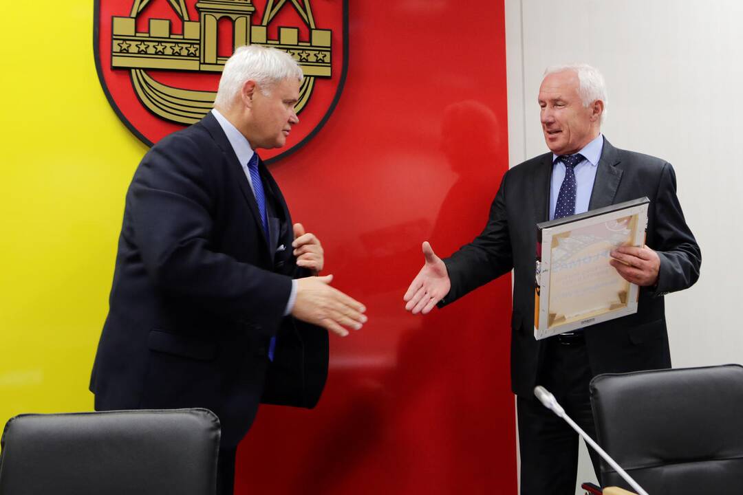 Lietuvos seniūnijų sporto žaidynių apdovanojimai