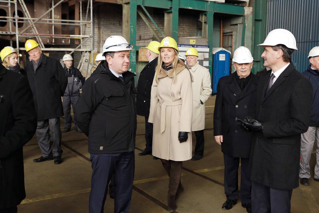Mokslinių tyrimų laivo statybų pradžia