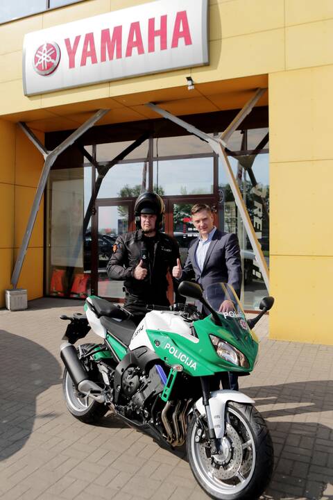 Policija įsigijo naują motociklą