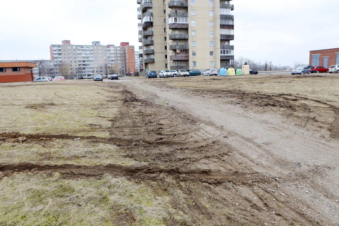 Uostamiesčio vairuotojai laužo galvas