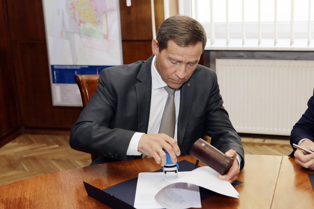 Pasirašoma sutartis dėl Sąjūdžio parko sutvarkymo