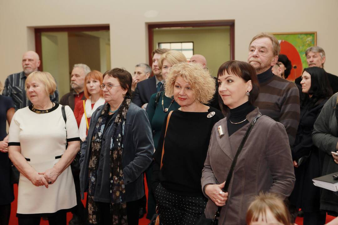Pristatytas dailės albumas "Ars vitae II"