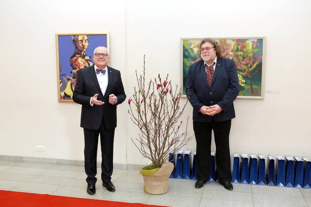 Pristatytas dailės albumas "Ars vitae II"