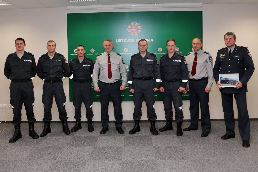 Pagerbti policijos pareigūnai