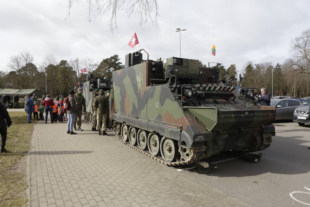 Uostamiestyje – vadų pasikeitimo ceremonija