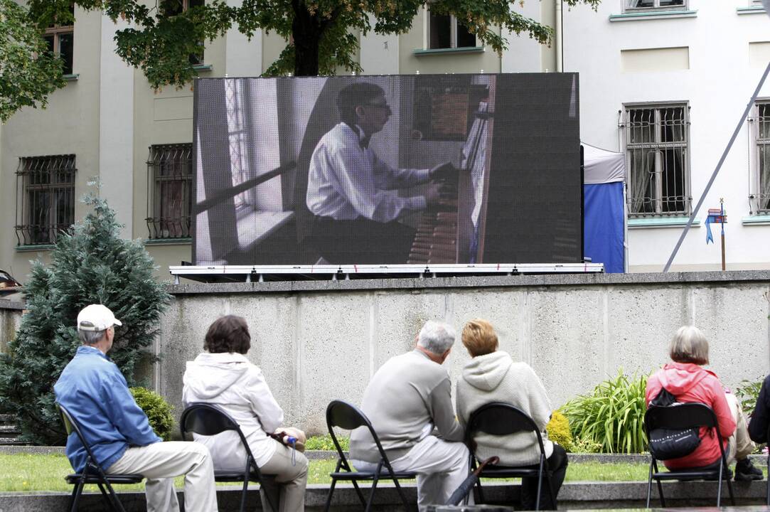 Kariliono garsai užbūrė klaipėdiečius