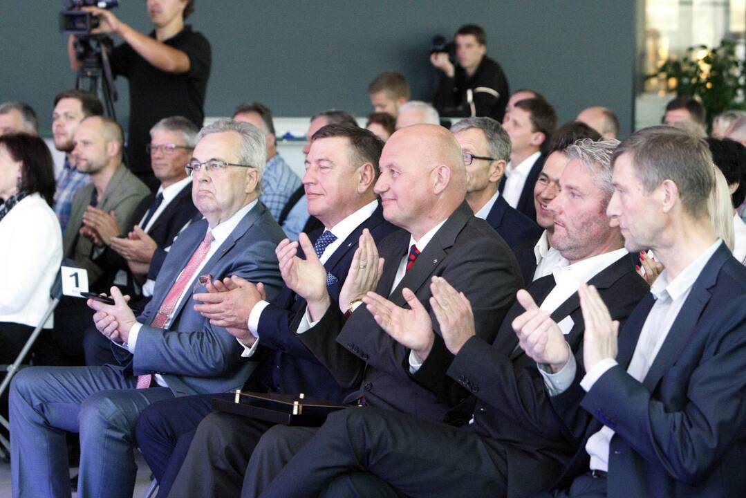 Klaipėda prasideda ties "Mercedes-Benz"