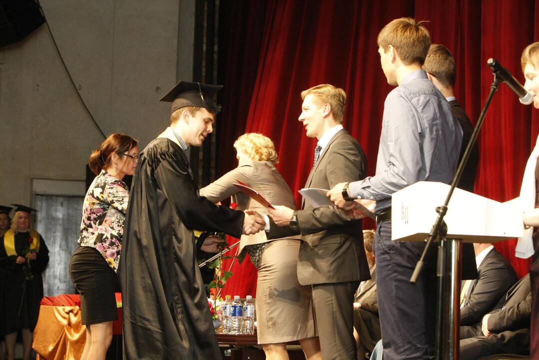 Diplomų įteikimas