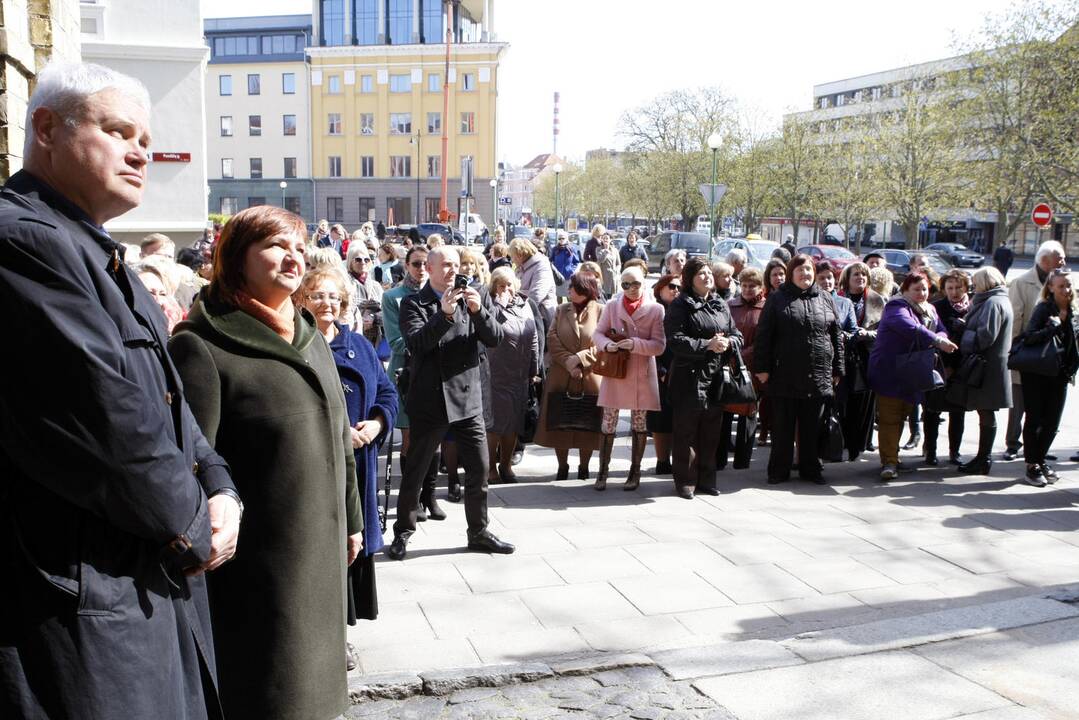 Atidengta karalienės Luizės atminimo lenta