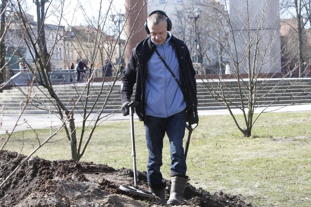 Skvere – pirmieji archeologų atradimai