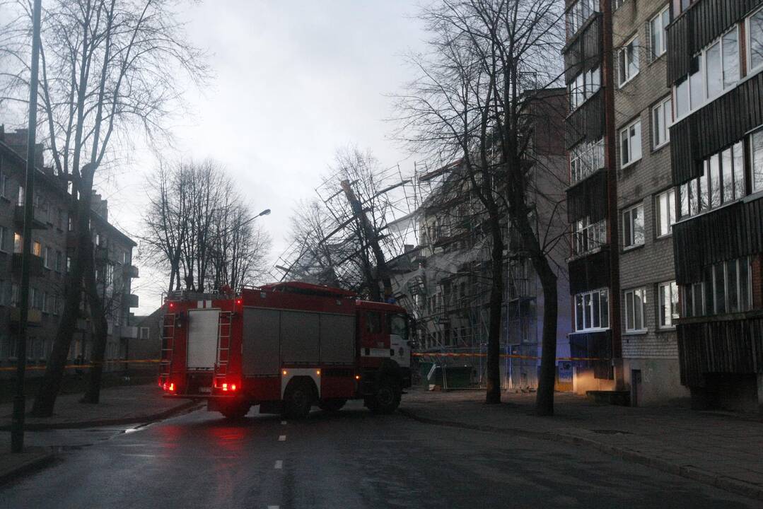 Ant klaipėdiečių galvų – pastolių kruša