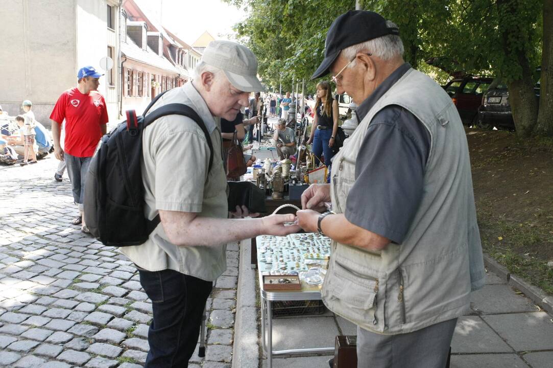 Blusų turgus Klaipėdoje