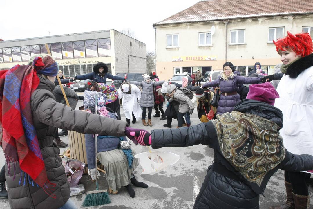 Žiemos varymo jomarkas Klaipėdos Turgaus aikštėje