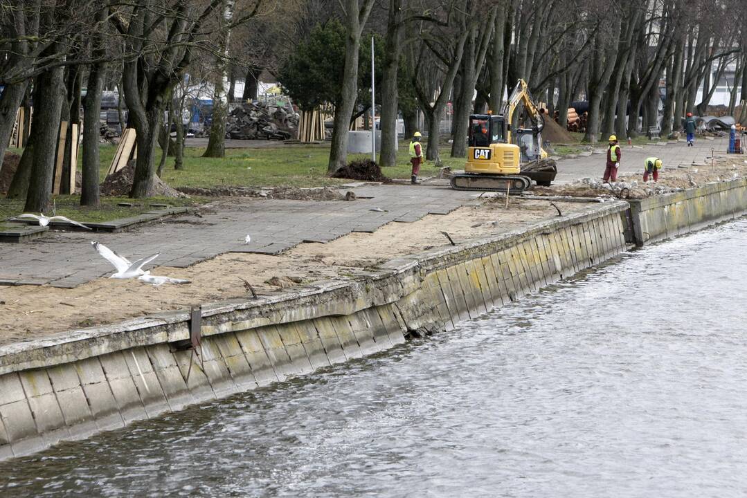 Dangės skvero rekonstrukcijai – išbandymai