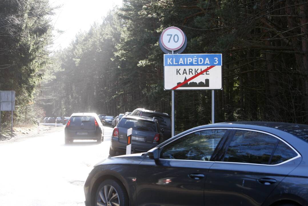 Klaipėdiečiai plūstelėjo į Karklę