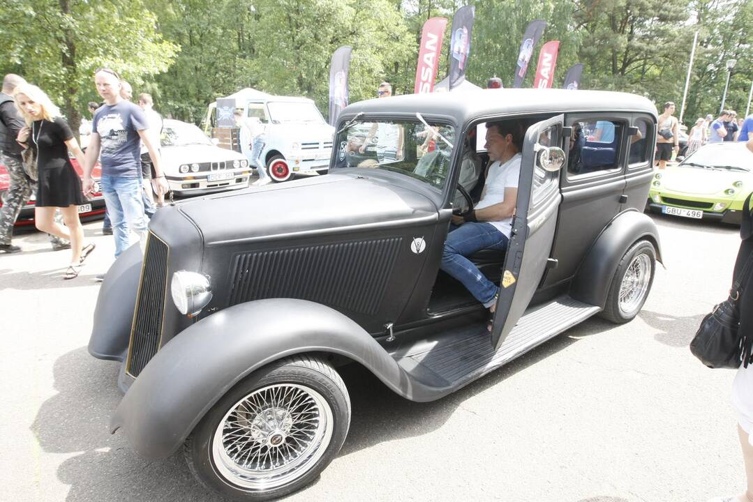 Automobilių paroda Klaipėdoje