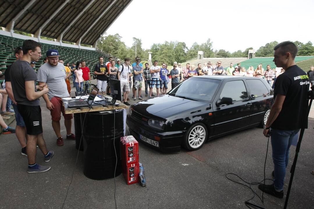 Automobilių paroda Klaipėdoje