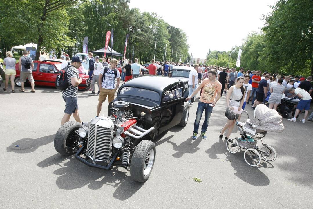 Automobilių paroda Klaipėdoje