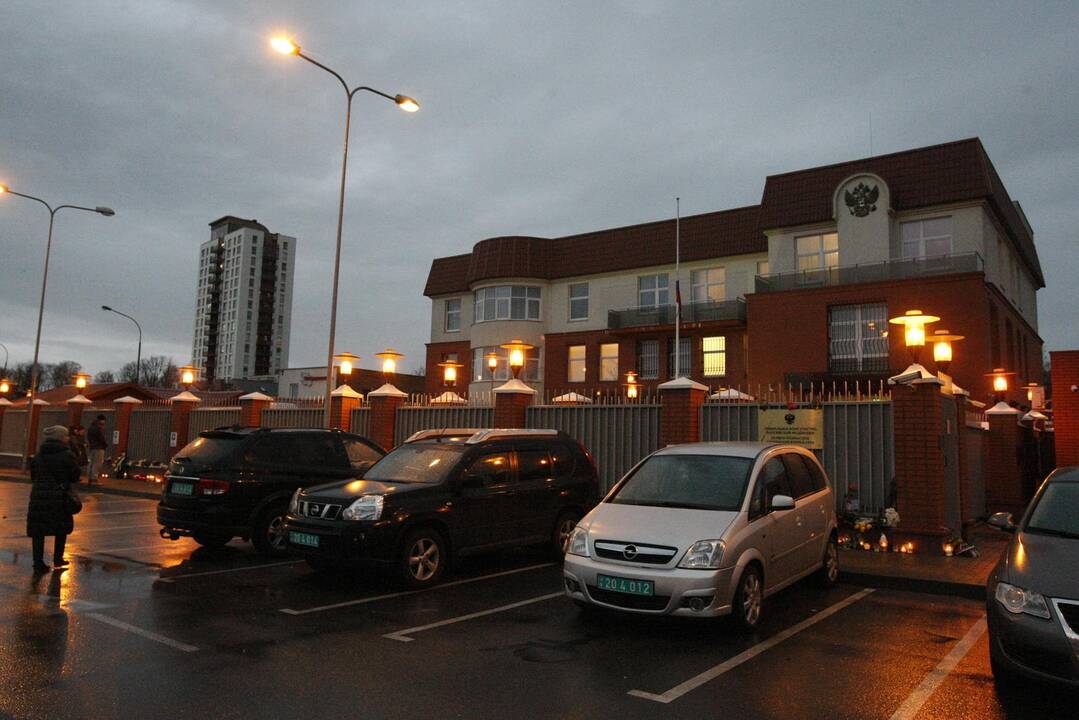Klaipėdiečiai pagerbė sudužusio Juodojoje jūroje lėktuvo aukas