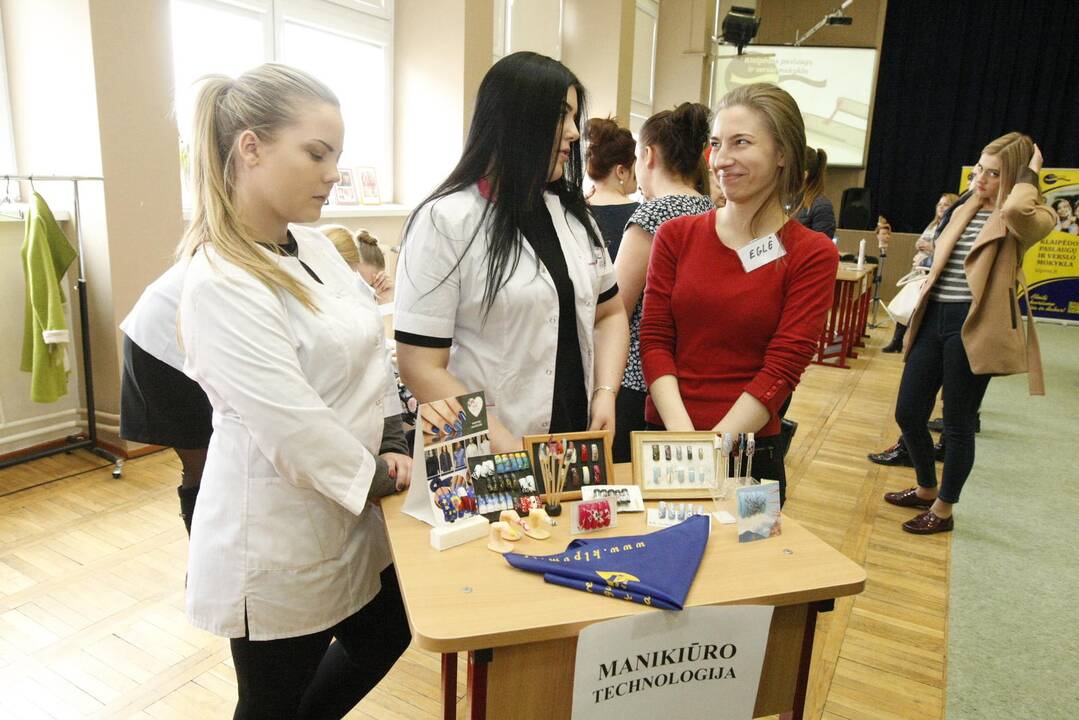  Paslaugų ir verslo mokykloje – atvirų durų dienos
