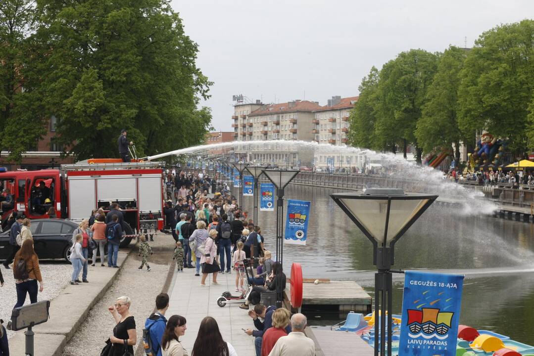 Laivų parade - pramogų vajus