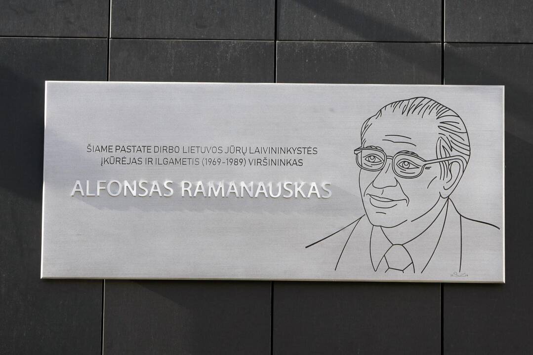 Atminimo lenta Alfonsui Ramanauskui