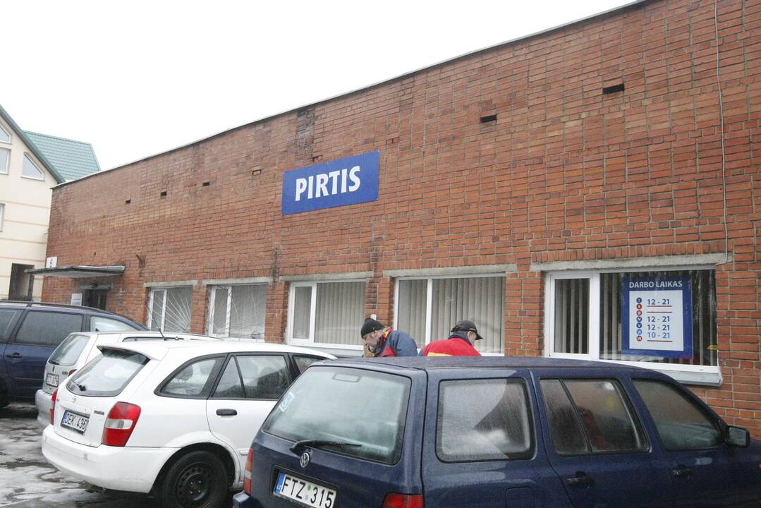 Meras apžiūrėjo pirtį