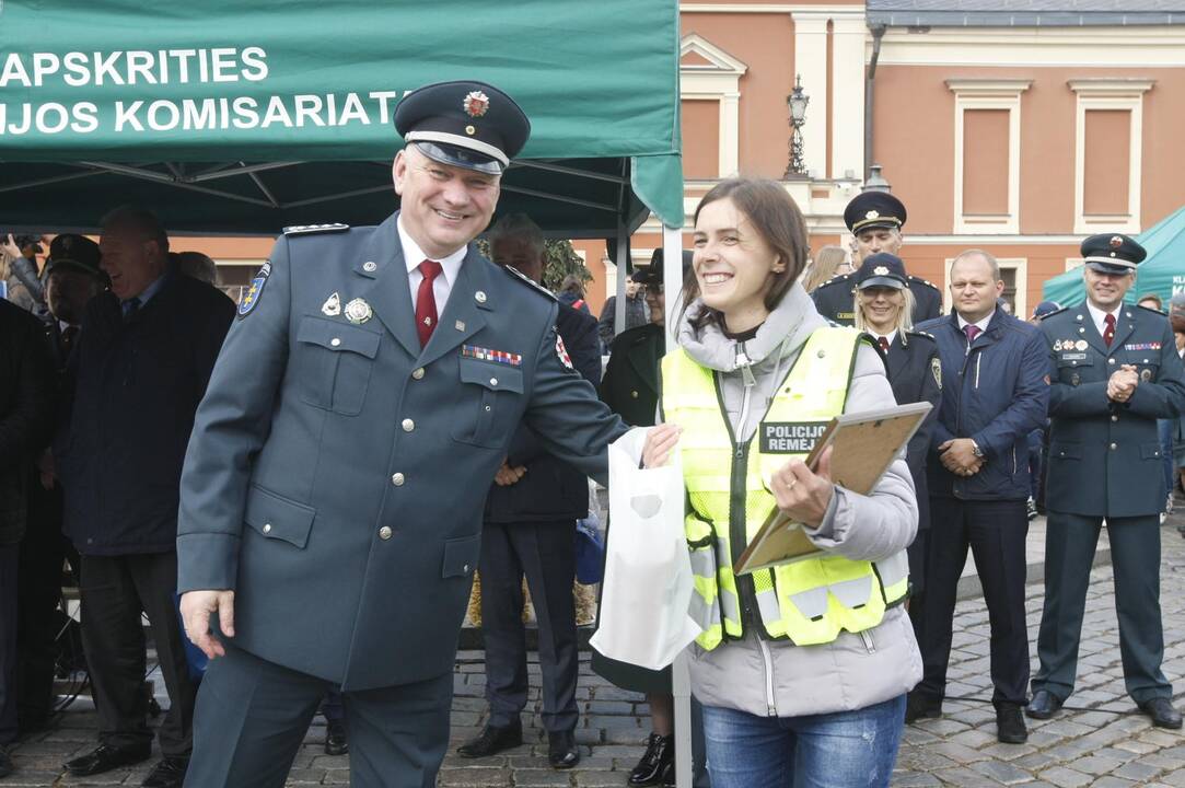 Uostamiestyje policininkai pakvietė švęsti kartu